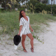 Bea Freitas's avatar